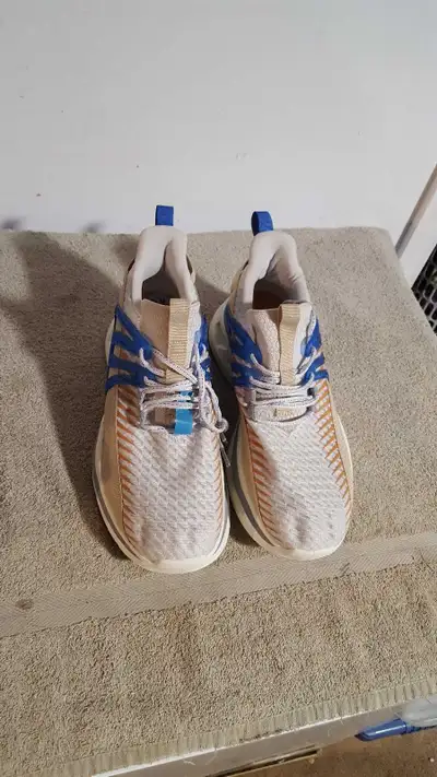 RBX size 9.5 sneakers , View more