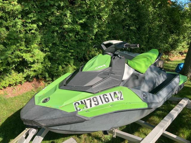 seadoo spark jet ski in Personal Watercraft in Hamilton - Image 4