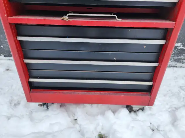 Craftsman 9 Drawers Rolling Toolbox Tool Cabinet On Wheels in Tool Storage & Benches in Windsor Region - Image 11