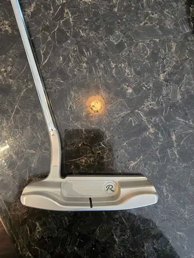 Taylormade Reserve B29 Putter, View more