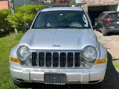 Jeep Liberty 2007, low kilometers. Overall a reliable car that has spent only a brief part of its li...