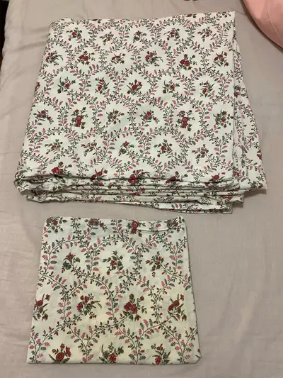 Full size Duvet covers and pillow covers, View more