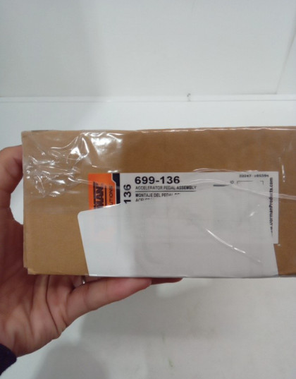 Dorman 699-136 Accelerator Pedal for Select Ford Models in Other Parts & Accessories in Markham / York Region - Image 2