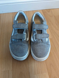 Vans Youth Boys Size 2 Shoes