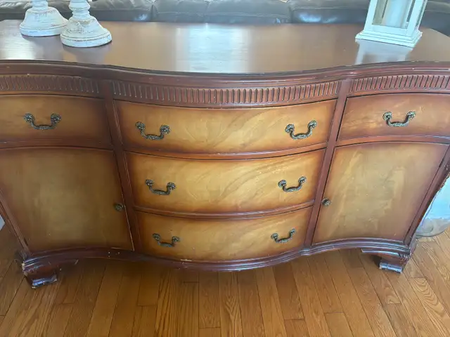 antique hutch  in Hutches & Display Cabinets in Owen Sound - Image 2