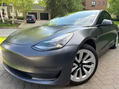Tesla Model 3 Propulsion, 2022, 1 seule propriétaire, entretenue avec soin, non-fumeuse, aucun anima...