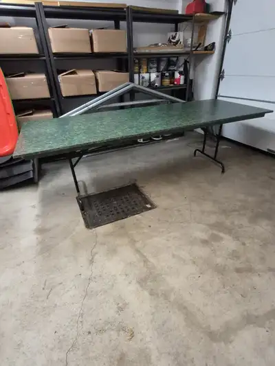 Solid Table with Folding Feet / Table, View more