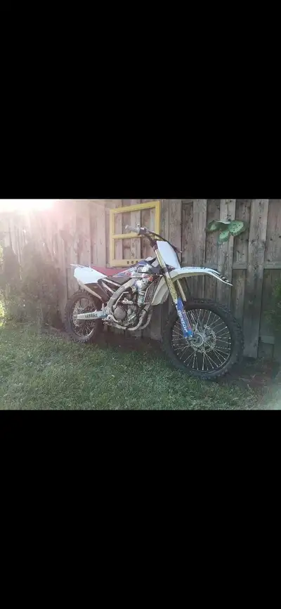 4500$ OBO Moto roule A1 prêt pour la saison Une douzaine d'heures dessus depuis l'achat en 2018