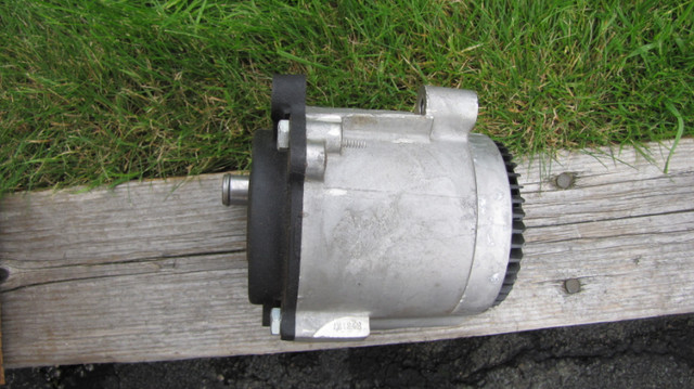 AMC Smog / Air  Pump Assembly in Other Parts & Accessories in City of Halifax - Image 4