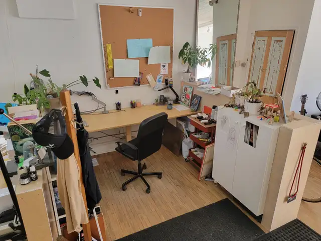 GORGEOUS ART STUDIO AND WORK SPACES IN JUNCTION TRIANGLE in Commercial & Office Space for Rent in City of Toronto - Image 5
