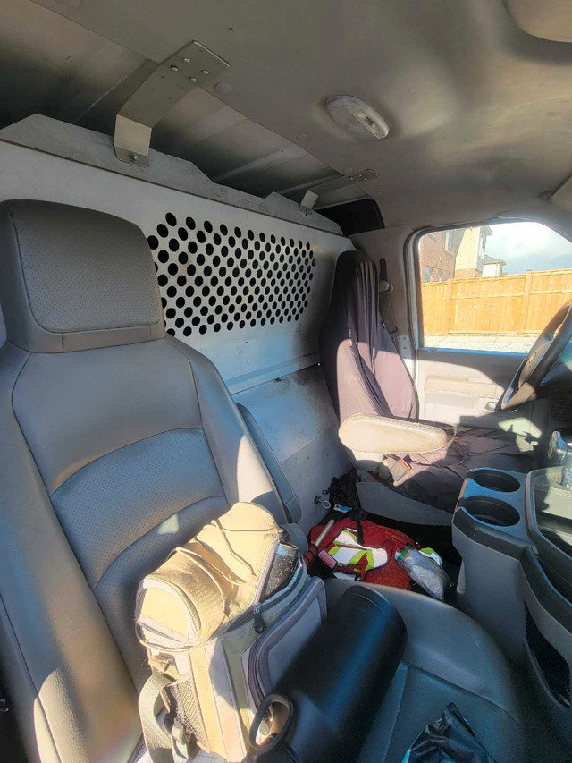 Ford econoline safety partition in Cars & Trucks in Kitchener / Waterloo - Image 3