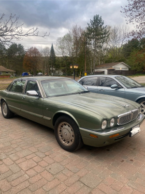 1999 Jaguar XJ8 XJ8