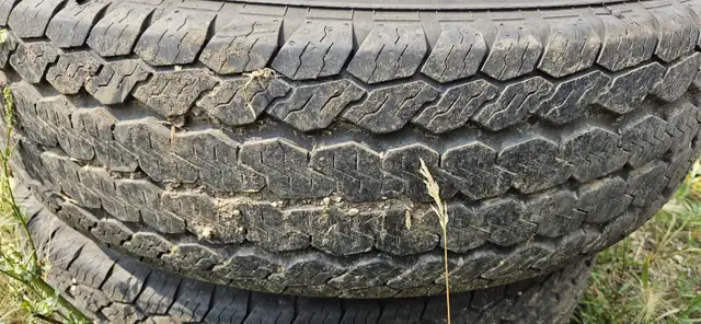 Sprinter  3500 Tires and Rims in Tires & Rims in Regina - Image 2