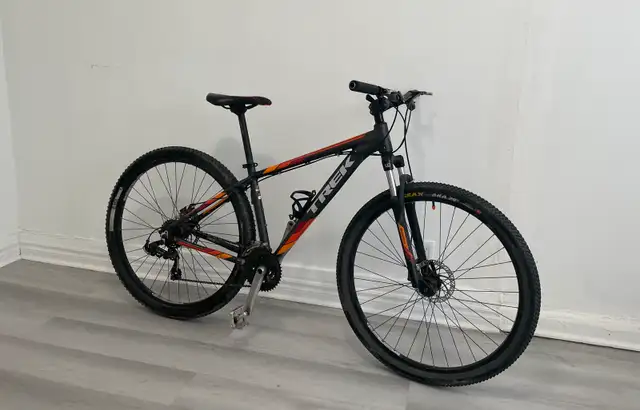 Trek bicycle for sale62863282134530122