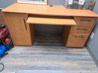 Desk in excellent  condition. Asking $70