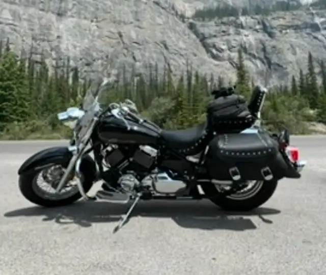 2013 Yamaha V Star 650 in Street, Cruisers & Choppers in Red Deer - Image 3
