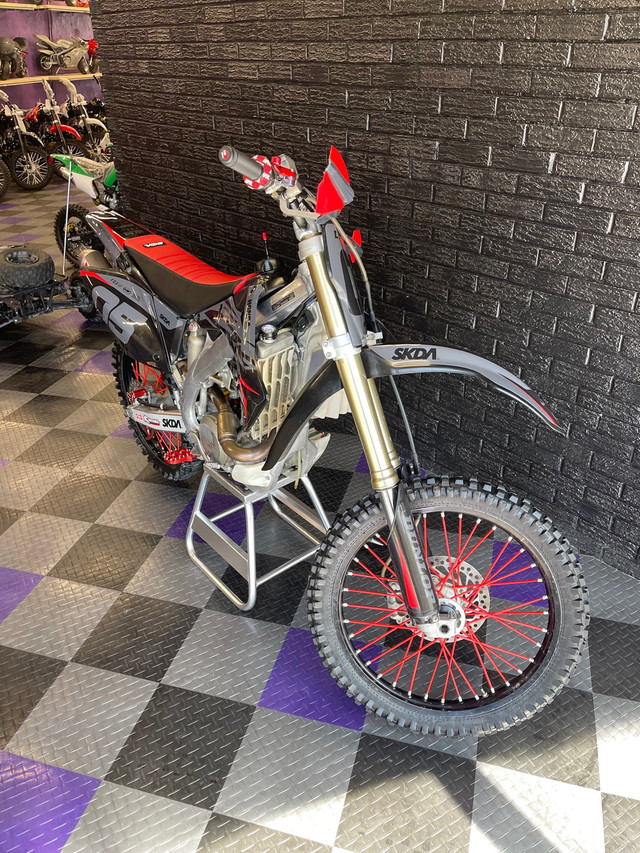 Honda CRF450R in Dirt Bikes & Motocross in Oakville / Halton Region