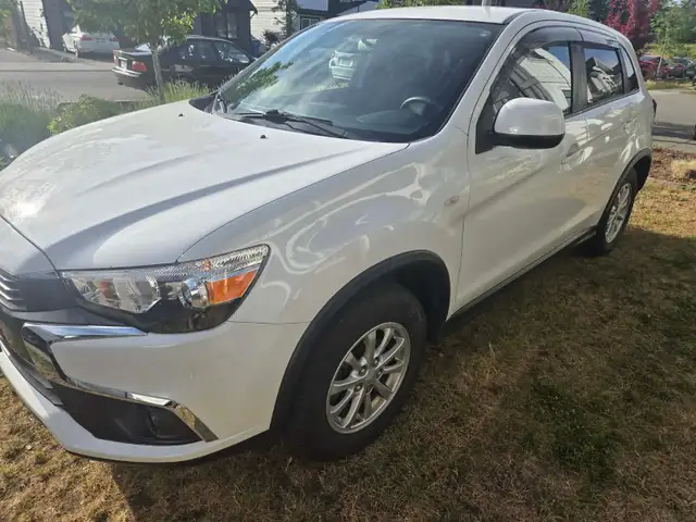 Pristine 2017 Mitsubishi RVR522604351975608321