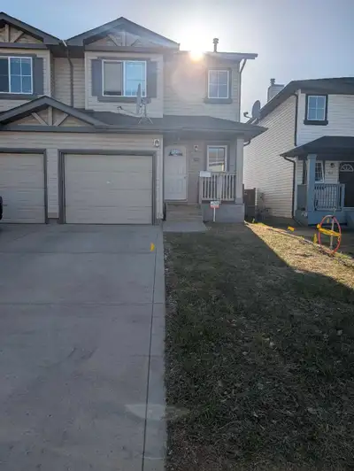 Half a duplexed for rent in Aspen ridge July 1st