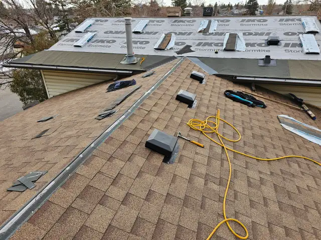 Roofer available for $35/bundle for pitches 6/12 and under443342064441763846