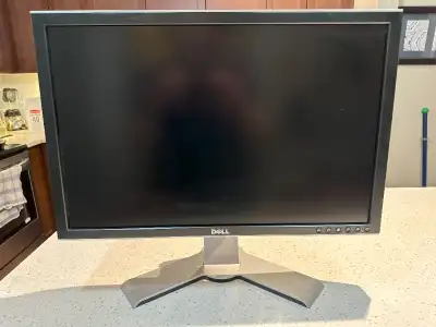 Dell UltraSharp 2407WFP 24-inch LCD Monitor, View more