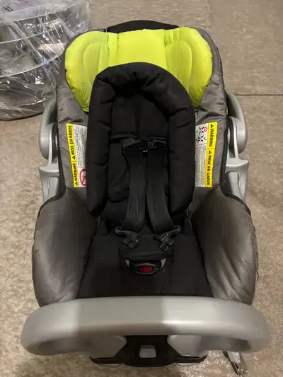 This is a convertible car seat designed to accommodate children as they grow, featuring a five-point...