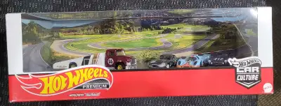 I have for sale a brand new Hot Wheels Premium Car Culture Collector Set 4 Jaguar Porsche Mercedes C...