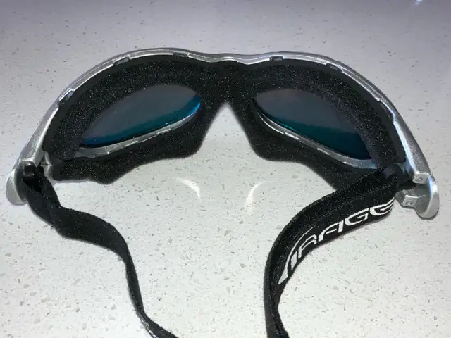 Micro Ski Glasses - lunettes de ski in Ski in Ottawa - Image 3