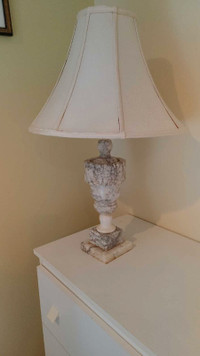 Lampe sur pied marbre blanc Vintage 