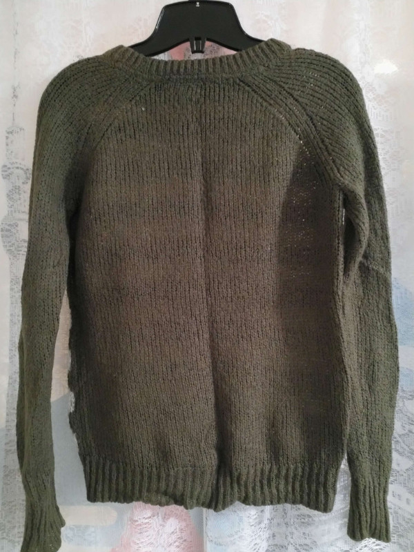 Twik Simons - knitted sweater (M) in Women's - Tops & Outerwear in City of Montréal - Image 2