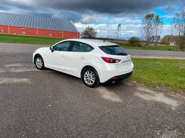Nice 2015 Mazda 3 for sale in Cars & Trucks in Hamilton - Image 4