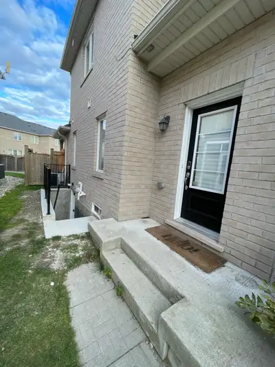 Furnished 1 Bedroom attached  private Bathroom for rent Juky 1st