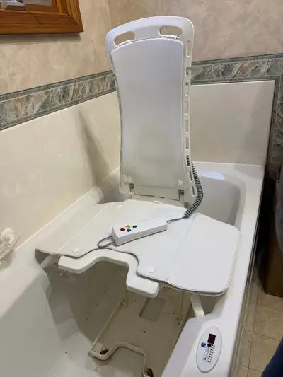 DRIVE BELLAVITA BATH LIFT, View more