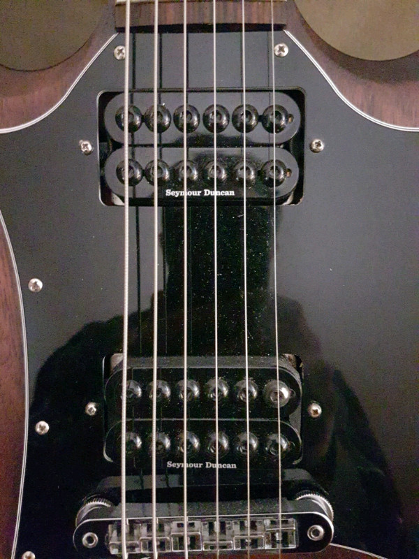 Gibson SG 2016 USA in Guitars in Winnipeg - Image 3