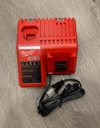 Milwaukee M18 / M12 battery charger