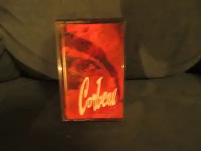 Musique. Cassette 4 Tracks de Corbeau. Titre ; - l'Intégrale. 15.00$. Bonne condition. Voir autres a...