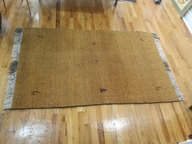Handmade Gabbeh Kashkoli Wool Area Rug approx 4x6 in Rugs, Carpets & Runners in Oshawa / Durham Region - Image 2