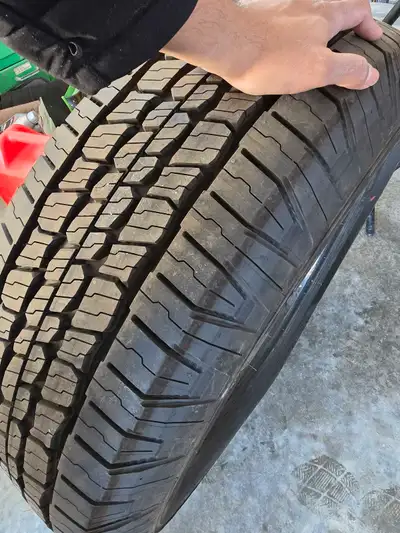 2024 brand new michelin came of my tundra. Never used these tiers. got it new from the dealership ch...