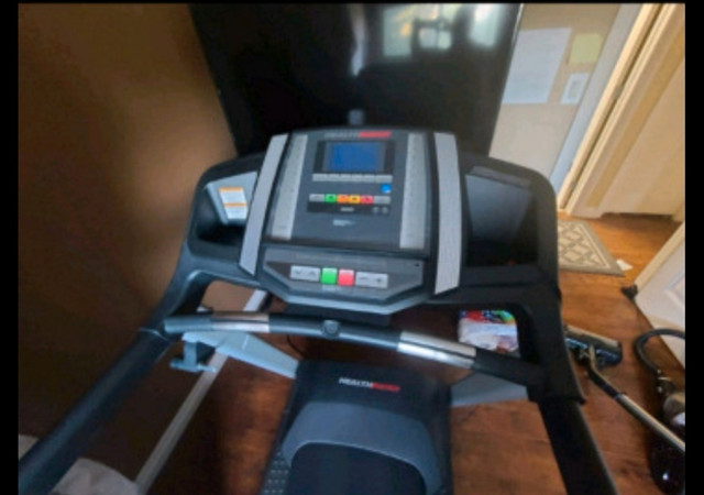 Treadmill  in Exercise Equipment in Edmonton - Image 3