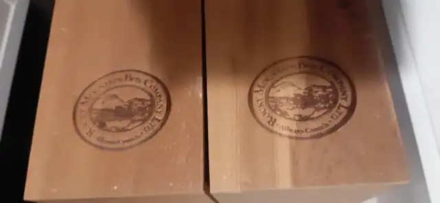 Wooden Curio Shelving, Set of Two in Bookcases & Shelving Units in Calgary - Image 5