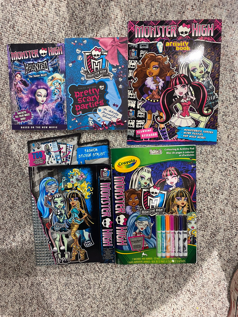 Monster High Lot, used for sale  
