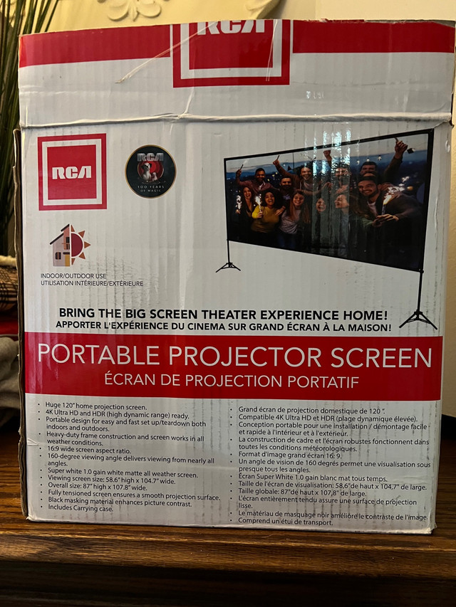RCA Projector screen 120” in General Electronics in Mississauga / Peel Region
