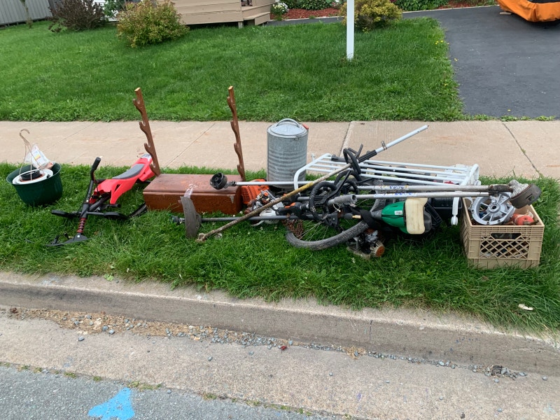 Free metal Free Stuff Cole Harbour Kijiji