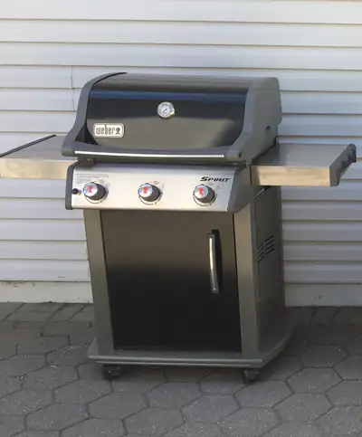 WEBER - SPIRIT E-310 GAS GRILL (LIQUID PROPANE) - Cover Included, View more