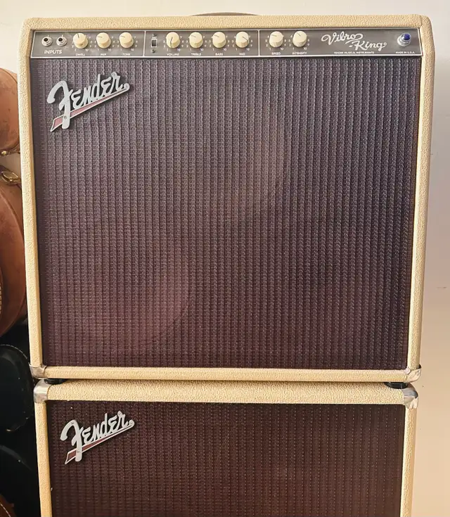 Fender Vibro-King Amp + Matching Cab – All Original in Amps & Pedals in City of Toronto - Image 2