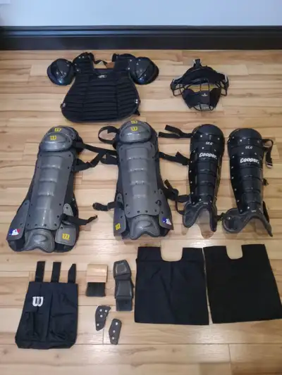 Equipement d'arbitre baseball, View more