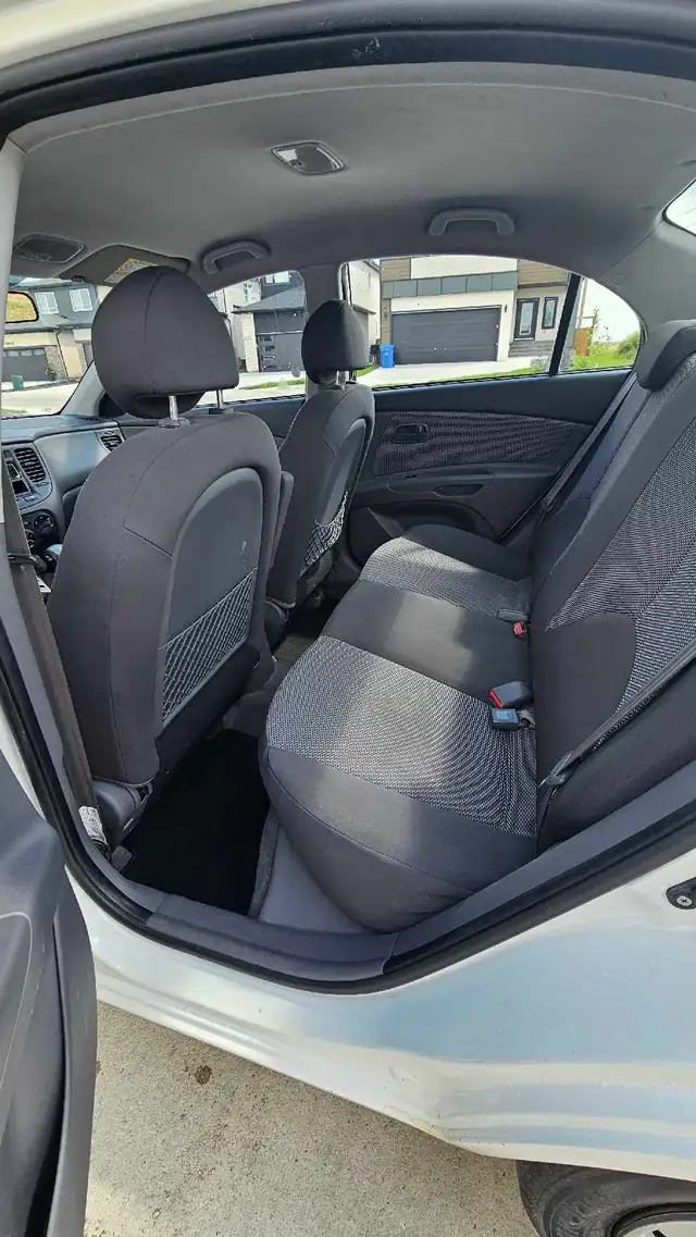 2009 Kia Rio538448220243906566