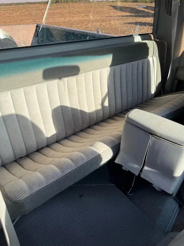 1993 Chevy K1500519876502828492802