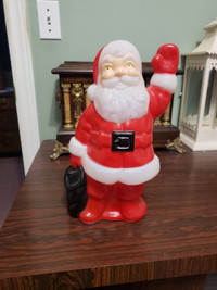 $75 RARE VINTAGE SANTA TABLE TOP BLOW MOLD WAVING