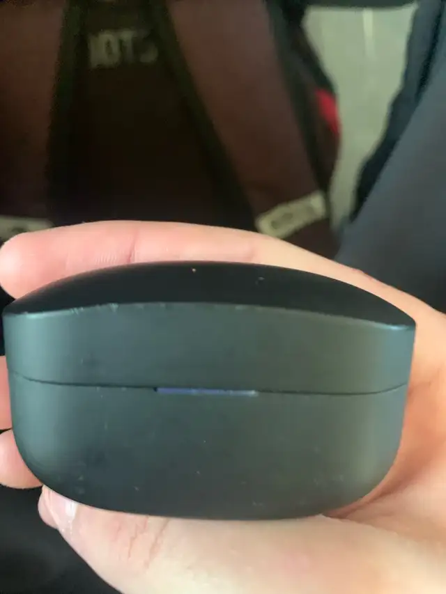 Sony WF-1000XM4 Earbuds in Headphones in Guelph - Image 2